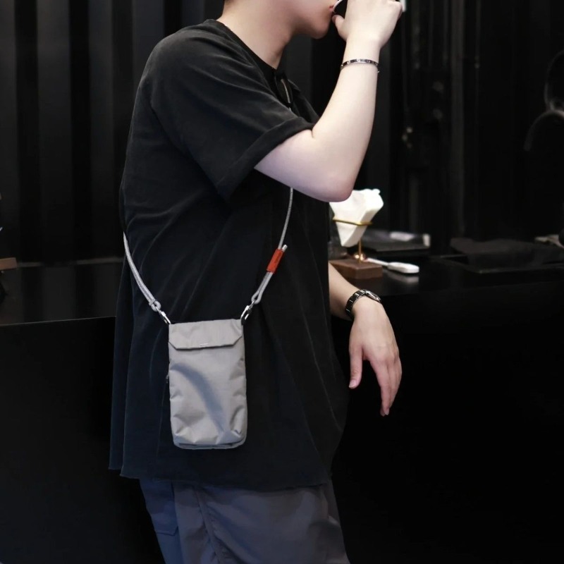 Bolso cruzado delgado para hom - Travel Accessories For Men reseña y precio